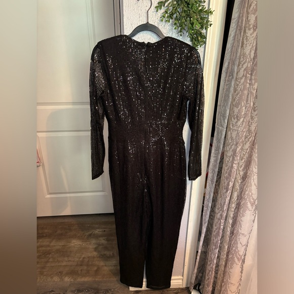 French Connection | Dilara Sequined Cropped Jumpsuit | Size 6 | NWT - Picture 5 of 7